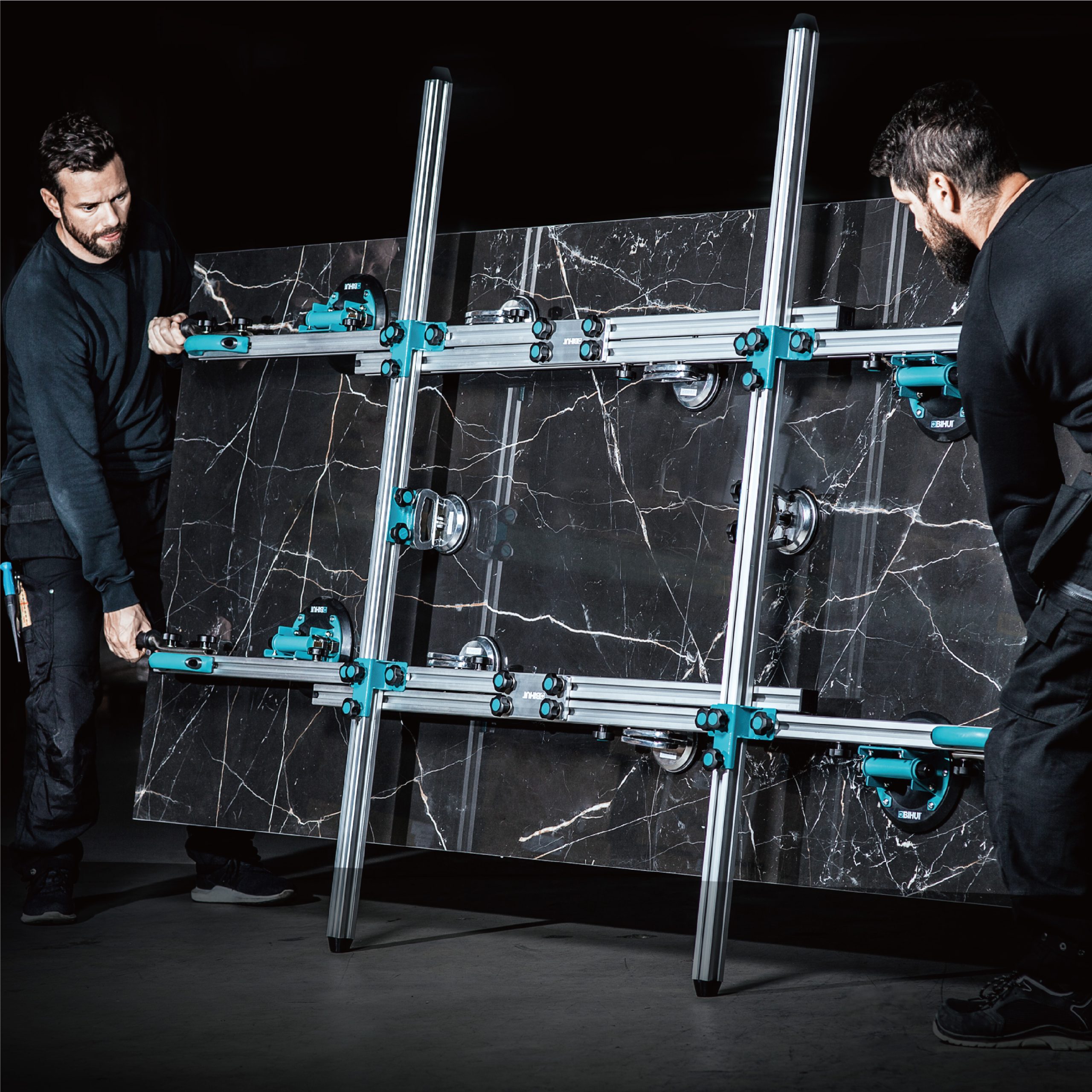 MTLFCS.300x150-Large-Format-carrying-System_2-scaled